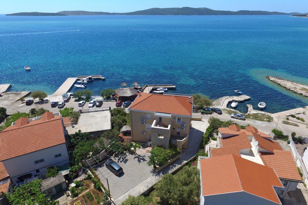 Apartments Superba Brodarica  Exterior photo